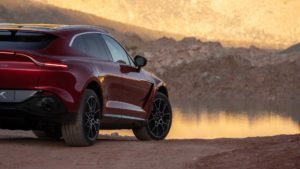 Aston Martin DBX — Представлен официально