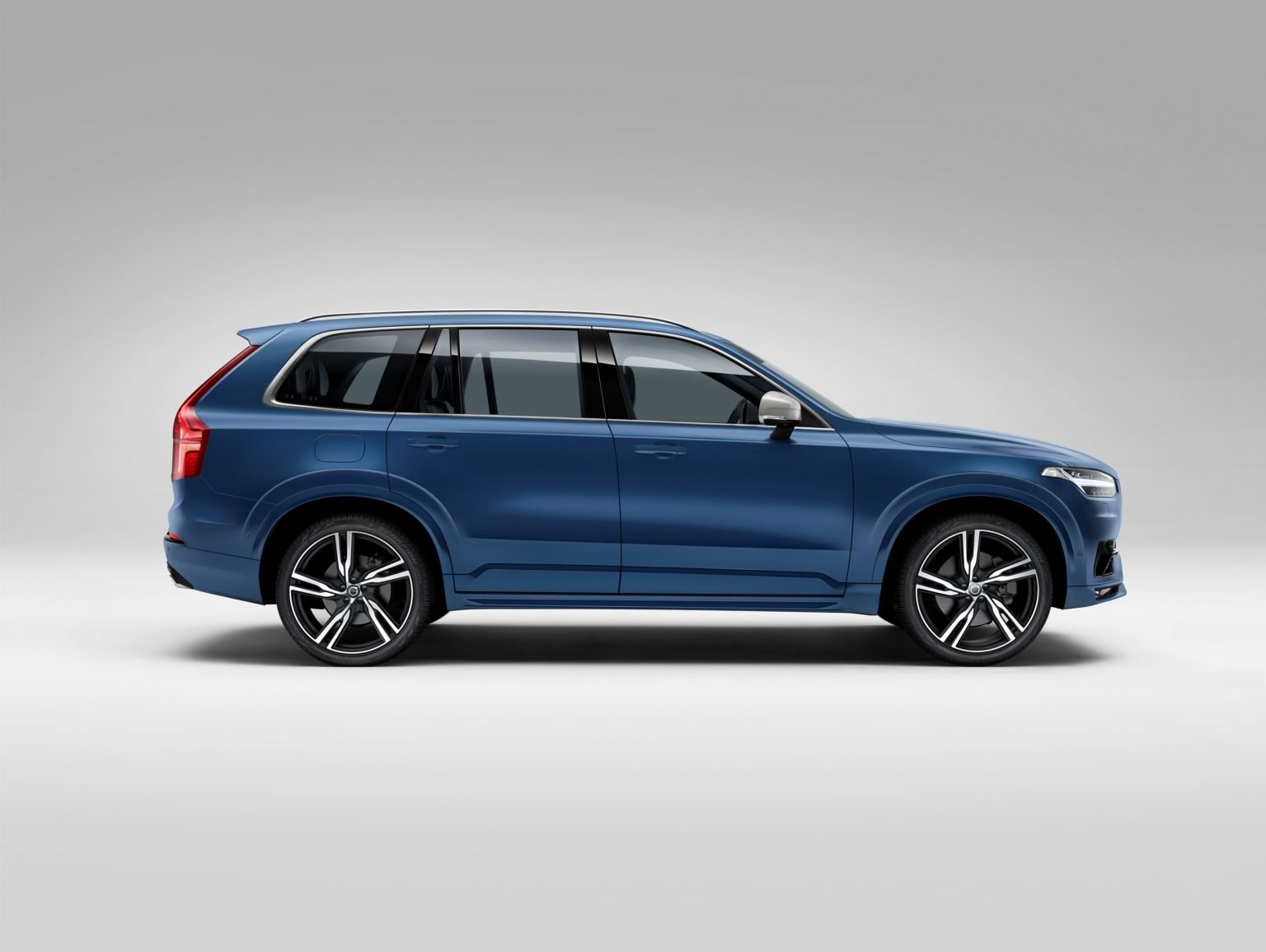 Volvo модельный ряд 2022