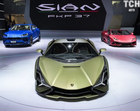 Lamborghini побила  рекорд продажам