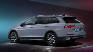 Новые Golf Variant и Alltrack представлены официально