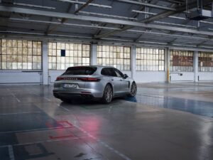 Представлен самый мощный Porsche Panamera