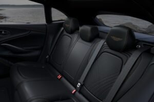 Спецверсия : Aston Martin DBX Bowmore Edition