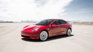 Tesla снизила цены на Model 3 в Европе